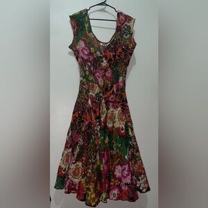 - Beautiful Vintage Neiman Marcus Floral Boho Dress